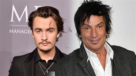 Tommy Lee S Son Brandon Shares Video Of His Dad Unconscious Youtube