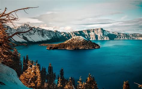 Crater Lake Island Wallpapers Hd Desktop And Mobile Backgrounds