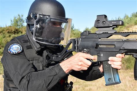 Gign Weapons