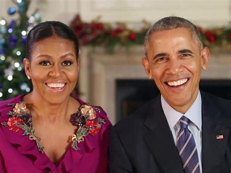 Barack And Michelle Obama Post Final Christmas Message