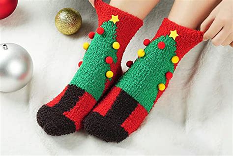 4x Festive Fluffy Christmas Socks Deal Wowcher