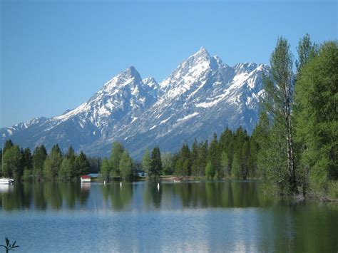 Maybe you would like to learn more about one of these? Mountains and lakes | Fun places to go, Places to visit ...