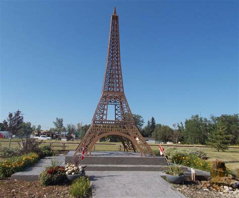 Eiffel Tower Replica Montmartre Updated June 2022 Top Tips Before