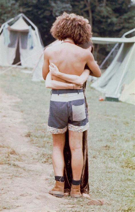 stunning photos depicting the rebellious fashion at woodstock 1969 good old days