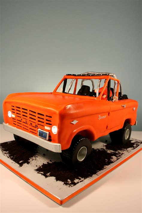 1967 Ford Bronco 40th Birthday Cake 40th Birthday Cakes Birthday