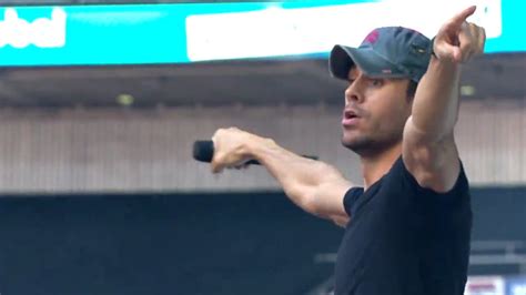 Enrique Iglesias I M A Freak Summertime Ball Youtube