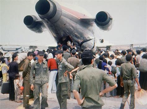 Da Nang Boeing 727 Evacuation 25 Mar 1975 South Vietnam Vietnam War