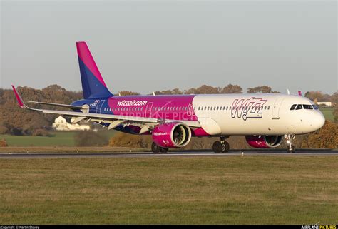 G Wukn Wizz Air Airbus A321 Neo At London Luton Photo Id 1494661