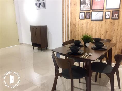 Wangsa maju section 2 rent available 3 bedroom and 2 bathroom 770 sqft if interest can contact to: Master room for rent at Hamilton Wangsa Maju - Roomz.asia