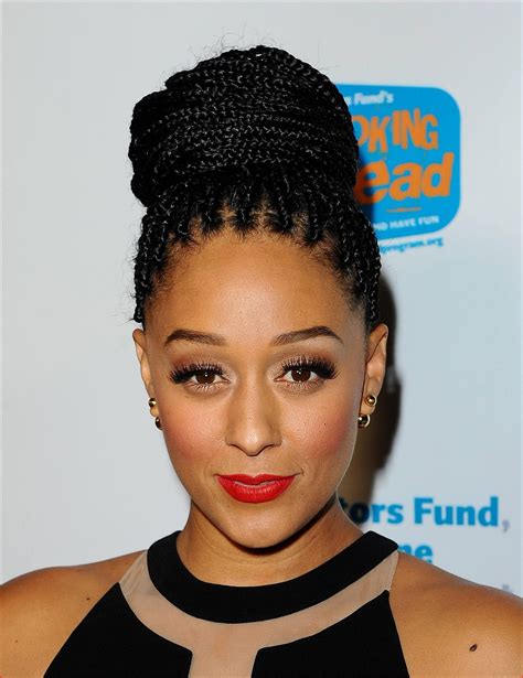 How To Make A Bun With Single Braids Single Braids Hairstyles Pictures
