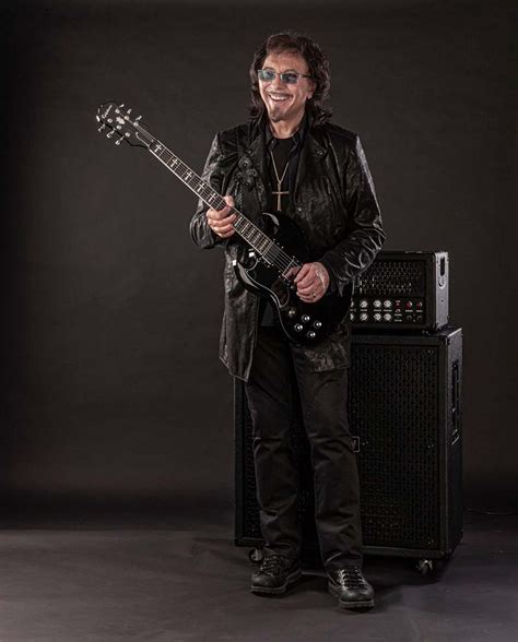 Legendary Lefty Tony Iommi Raises £19K For Charity - Lefty Guitarist