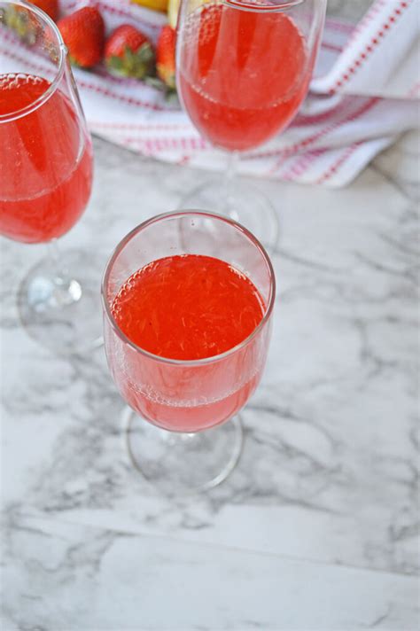 Strawberry Lemonade Mimosas