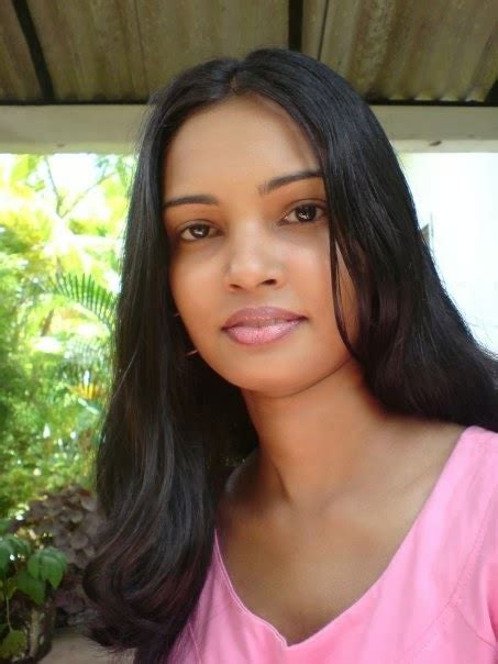 Sri Lanka Girls ~ Beautiful Girl Wallpapers