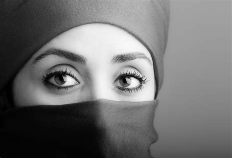 Hijab Or No Hijab Muslim Women Wear