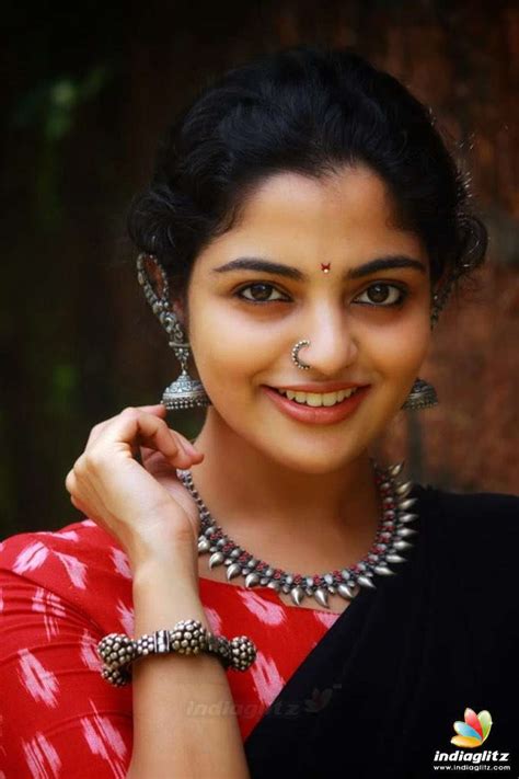 Nikhila Vimal Photos Tamil Actress Photos Images Gallery Stills And Clips