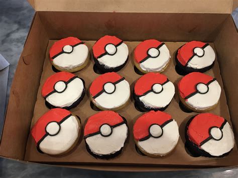 Pokémon Pokeball Cupcakes Pokeball Cupcakes Cake Cookies Birthday