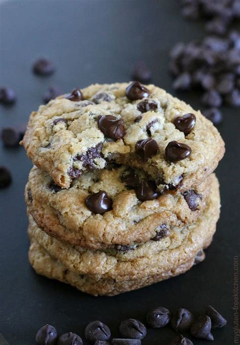 The Best Chewy Gluen Free Chocolate Chip Cookies Are Made With Only