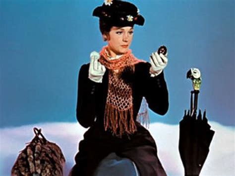Really this is my version of her, she said in the interview. Il ritorno di Mary Poppins: differenze tra Julie Andrews e ...