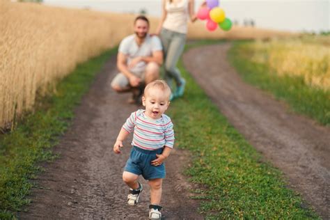 60 фраз в 11 тематиках. Fomentar la autonomía en bebés y peques - Criar con ...