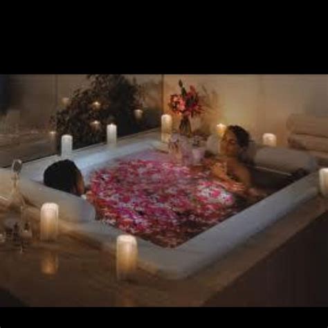 Romantic Valentine Getaway Romantic Candles Romantic Bath Romantic