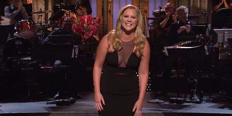 Amy Schumer Hosts Saturday Night Live Takes Aim At Gun Culture And