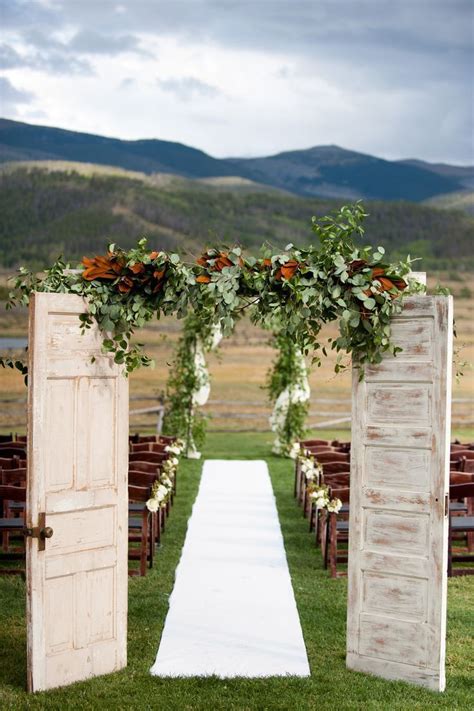 rustic wedding ideas | Rustic fall wedding, Outdoor wedding, Backyard