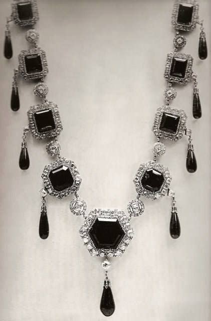 Romanov Jewelry Royal Jewelry Diamond Heart Pendant Necklace Black