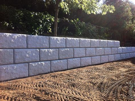 4ft Concrete Retaining Wall Blocks Hamilton Oakville Grimsby
