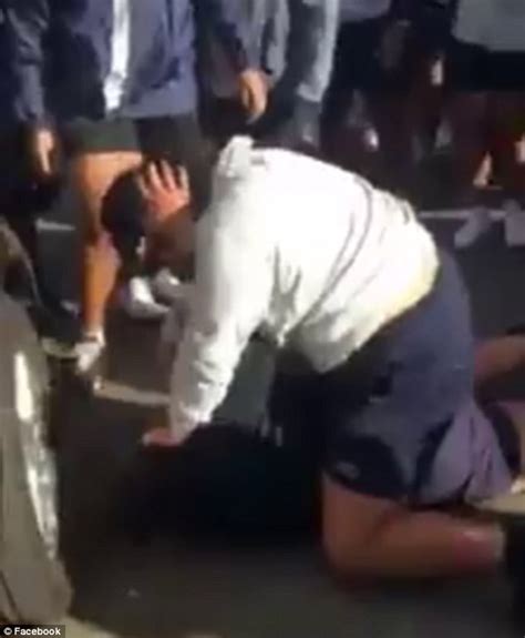 Facebook Video Of Mount Druitt Schoolgirls Fighting In Playground