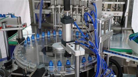 The machine just heat up oil not strongly. Compact type 6 heads hair oil small bottles feeding ...