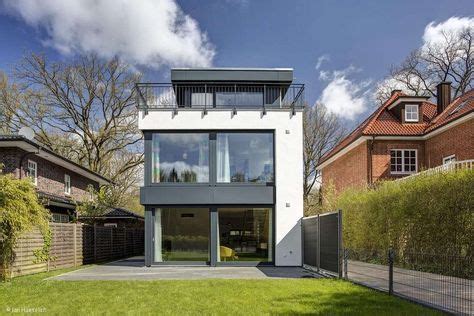 Alles in terrasse bauen & gestalten anzeigen. Schmal und schön | Schmales haus grundrisse, Haus schmales ...