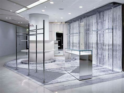 One thought on maison martin margiela: » Maison Margiela store, Osaka - Japan