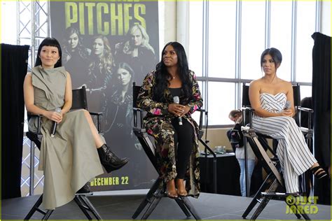 Hana Mae Lee Ester Dean Chrissie Fit Screen Pitch Perfect At A School In Miami Photo