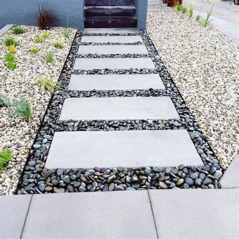 Stunning Stepping Stones Pathway Design Ideas 13 Hmdcrtn