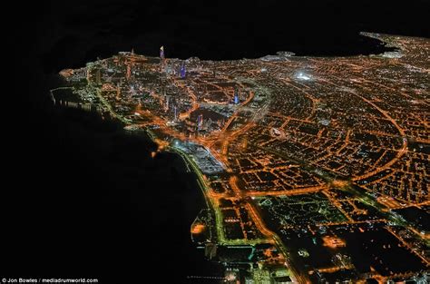 Boeing 777 Pilot Takes Incredible Photos Of World Cities During 5 Year