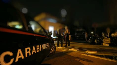 Omicidio A Bari 43enne Ucciso Da Due Colpi Di Pistola