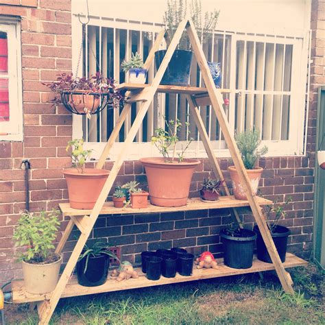 Diy Outdoor A Frame Ladder Shelf For Plants Vertical Garden Diy