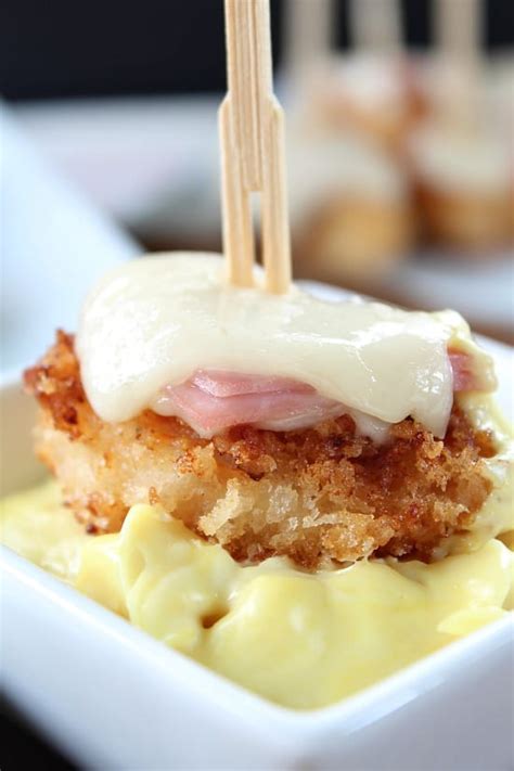 Drain on paper towels, and place in baking dish. Chicken Cordon Bleu Bites - Great Grub, Delicious Treats