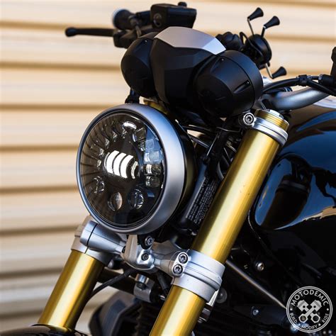 What is a car headlight? LED Headlight for BMW RnineT • MOTODEMIC