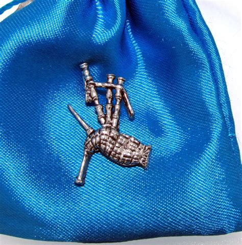 Bagpipes Pin Badge High Quality Pewter Ts From Pageant Pewter