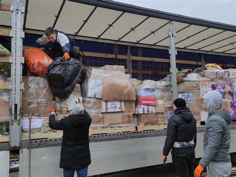 Humanitarian Aid To Ukraine10 Let S Do It Ukraine Зробимо Україну Чистою Разом