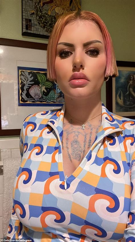 Geoffrey Edelstens Widow Gabi Grecko Returns To Instagram With Surprising New Look Daily Mail