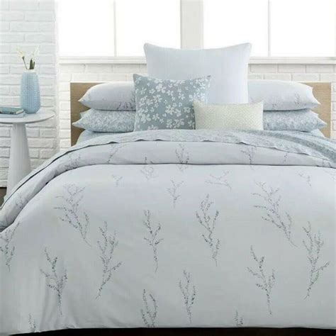 This amazing comforter is extremely nice, it looks fluffy and incredibly cozy at sleepy time. Calvin Klein Heather Fog 3 Piece Queen Comforter Set ...