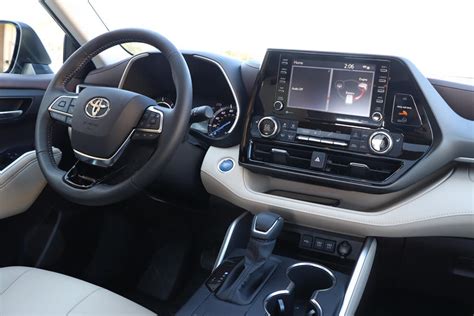 2020 Toyota Highlander Review Trims Specs Price New Interior