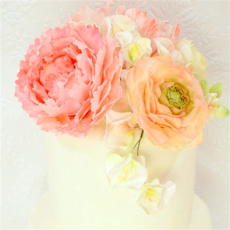 Check spelling or type a new query. London Cake Decorating and Sugar Flower Classes | Chérie Kelly