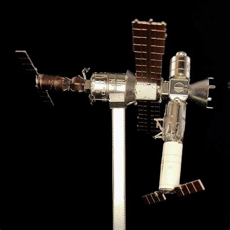 Review Build Iss Rocket Surgery Metal Earth Builder