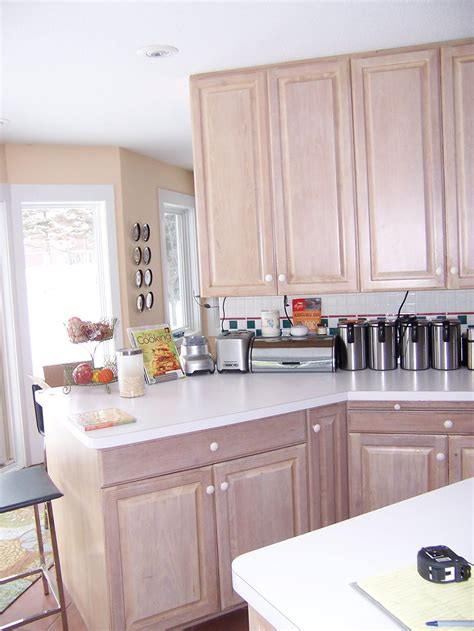 Pickled cabinets with granite countertops / updating a kitchen with oak cabinets pickled oak cabinets. 21+ Excellent Pickled Kitchen Cabinets - Interiors Magazine