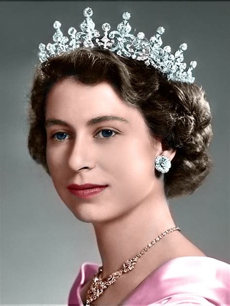 2048 Best Elizabeth Princess To Queen Images On Pinterest Queen