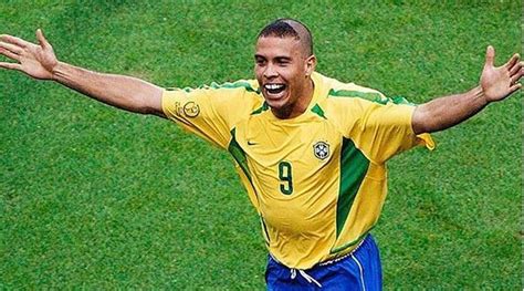 Luis nazario da lima ronaldo. Ronaldo reveals reason behind unique hairstyle during ...