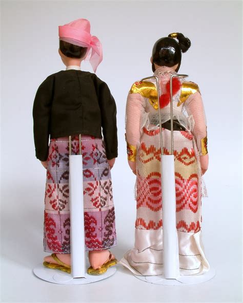 Myanmar Wedding Dolls Bamar People National Costume Doll Collection